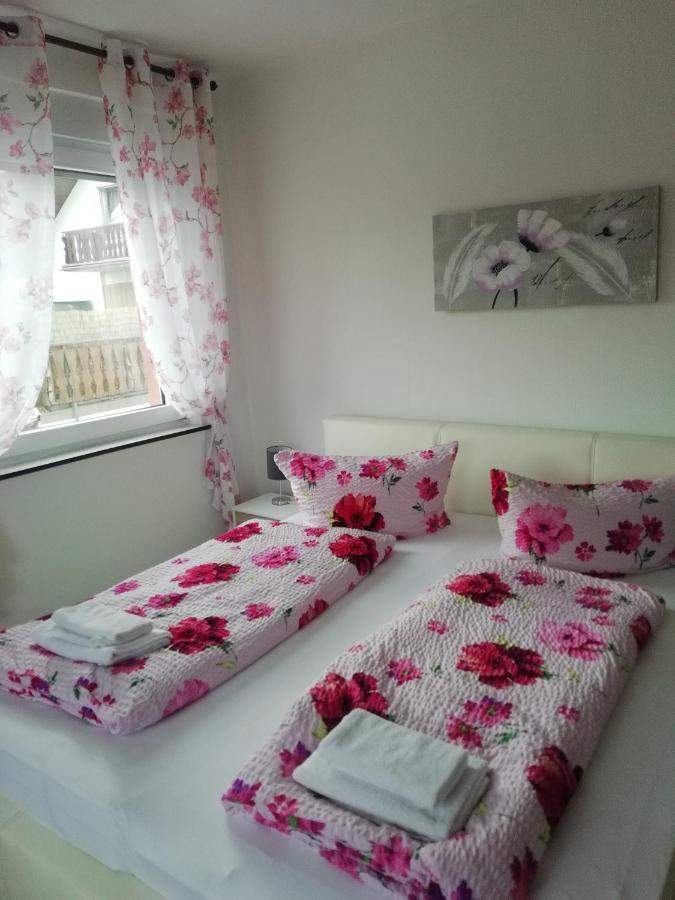 Pension Breidbach Ensch Esterno foto